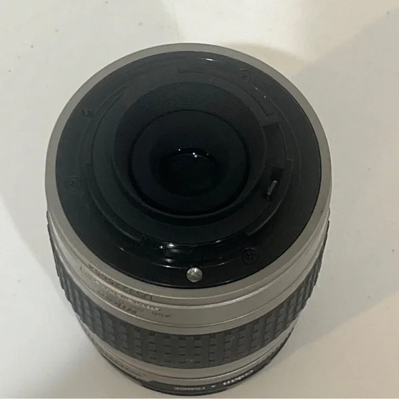 Nikon AF Nikkor 28-80mm F/3.3-5.6 G Zoom Silver Lens  Photo & Video